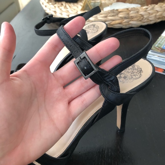 Vince Camuto platform stiletto - Picture 6 of 6